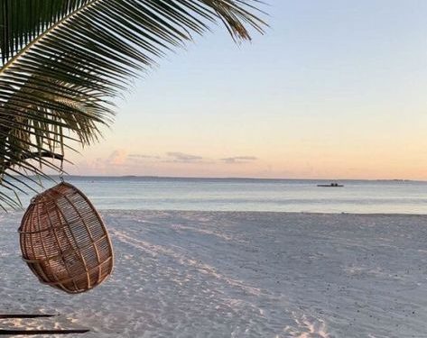 Off-the-Beaten-Path Exploration: Uncovering Hidden Gems in Popular Tourist Destinations