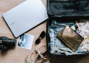 The Ultimate Guide to Packing: How to Stay Organized and Efficient on the Road