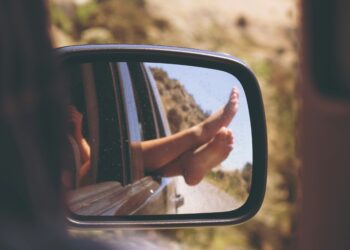 Navigating Group Dynamics: How to Plan a Successful Trip with Friends