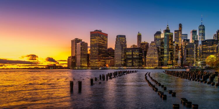 Gems: Uncovering the Best Feature Destinations for Traveling